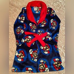 Boys Super Mario 🍄 Robe Size Small 6/7